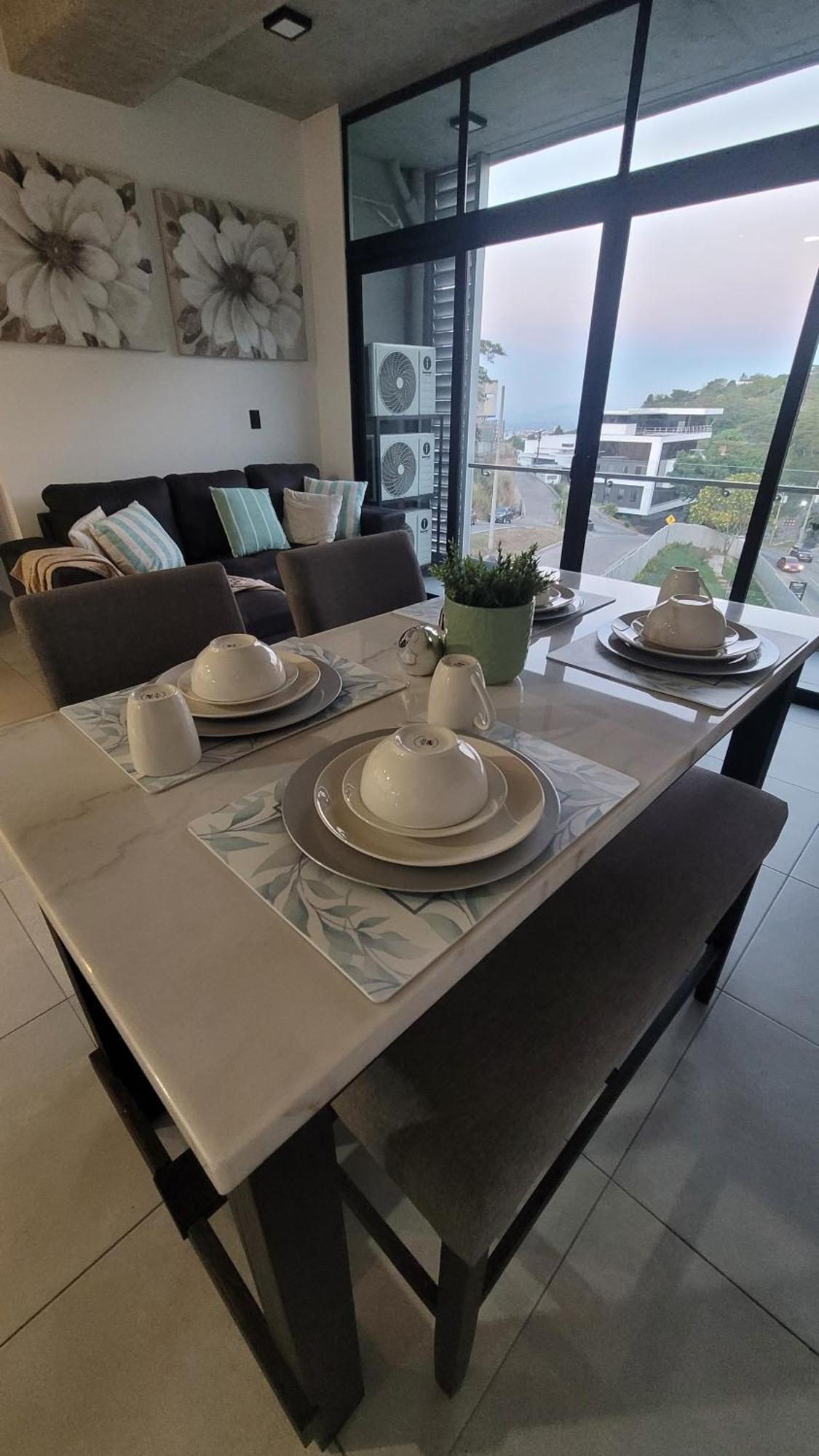 Emerald In Park Tower 3 Bdr And 3 Btr San Salvador